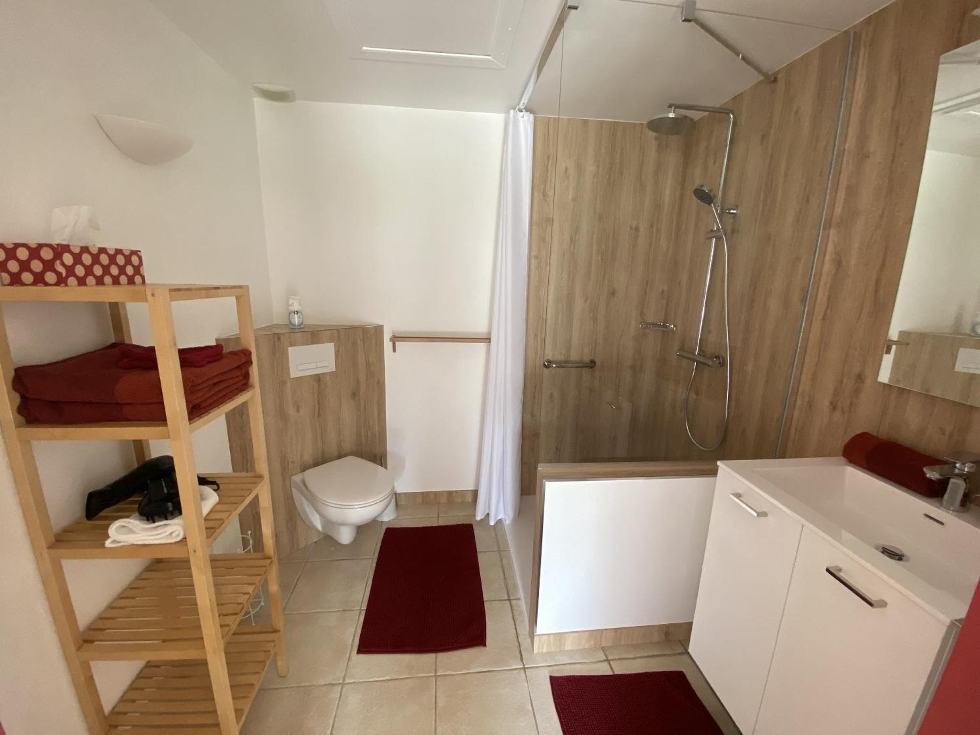 Chambres D'Hotes Aux Ecuries Du Chateau Contremoulins Zimmer foto
