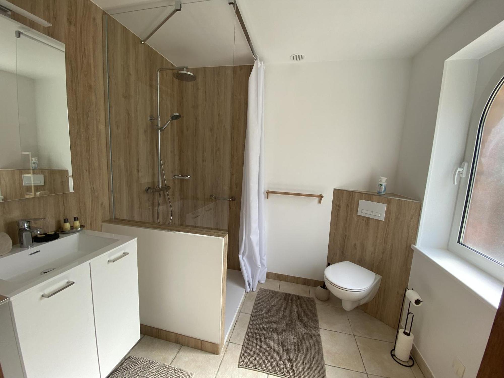 Chambres D'Hotes Aux Ecuries Du Chateau Contremoulins Zimmer foto