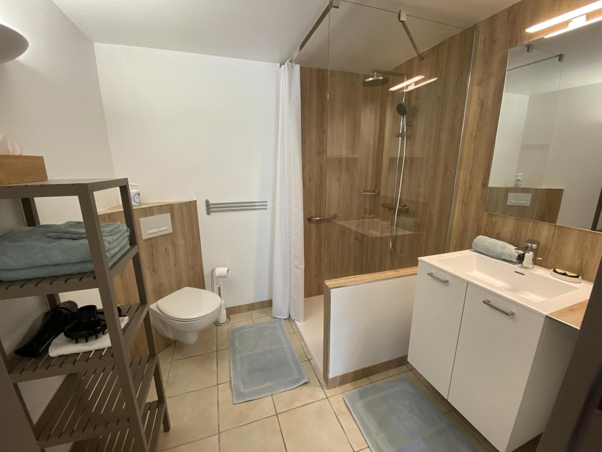 Chambres D'Hotes Aux Ecuries Du Chateau Contremoulins Zimmer foto
