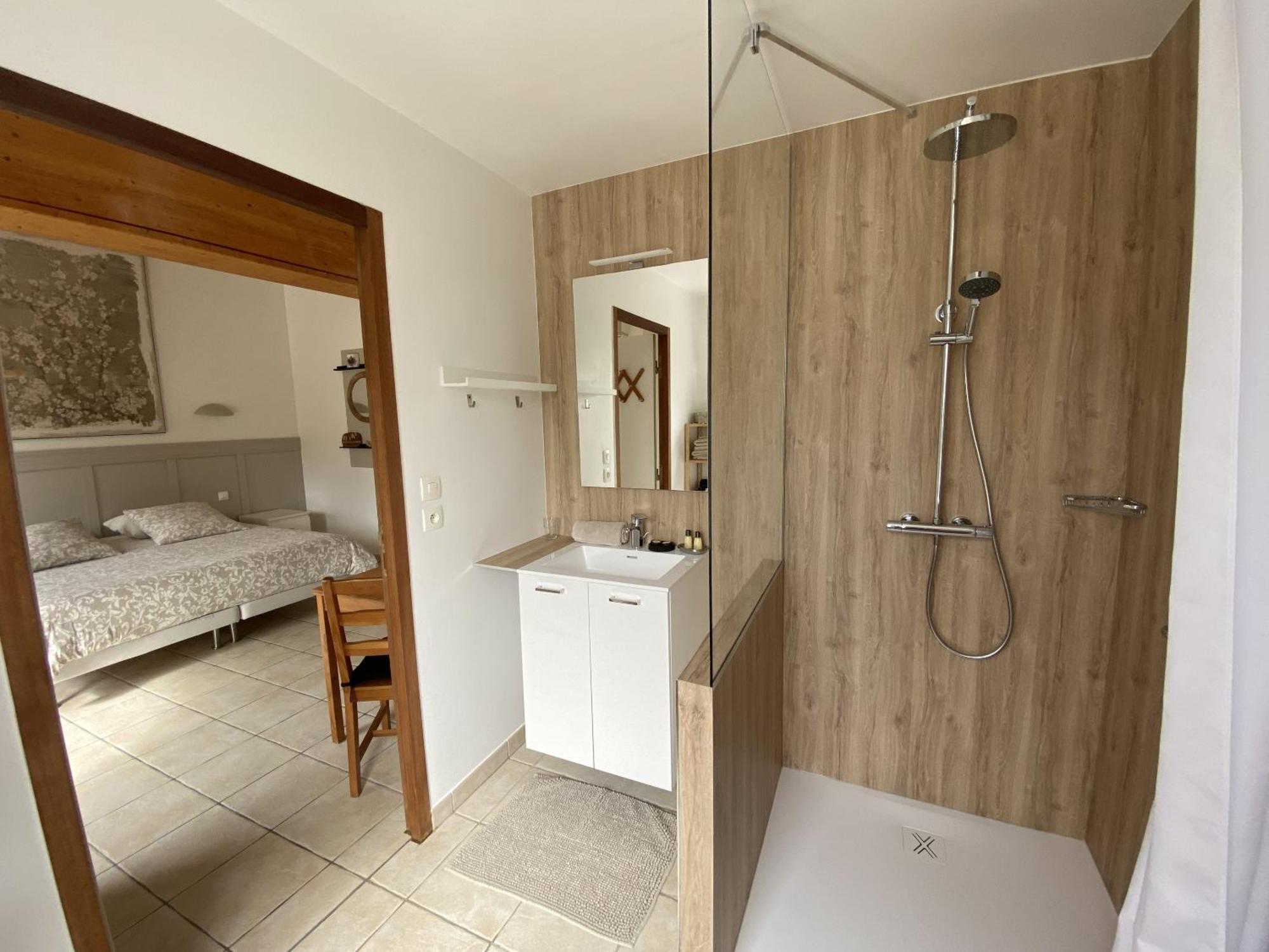 Chambres D'Hotes Aux Ecuries Du Chateau Contremoulins Zimmer foto